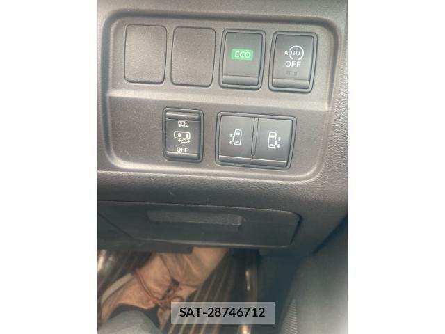 Nissan SERENA 2017-05 8368643-19