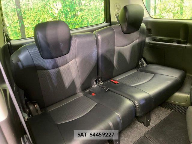Nissan SERENA 2014-03 8368641-9