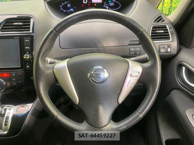 Nissan SERENA 2014-03 8368641-11