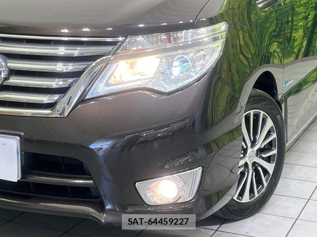 Nissan SERENA 2014-03 8368641-12