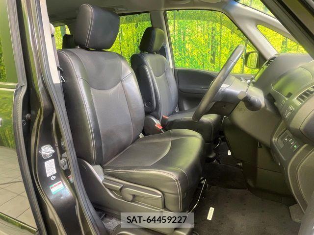Nissan SERENA 2014-03 8368641-7