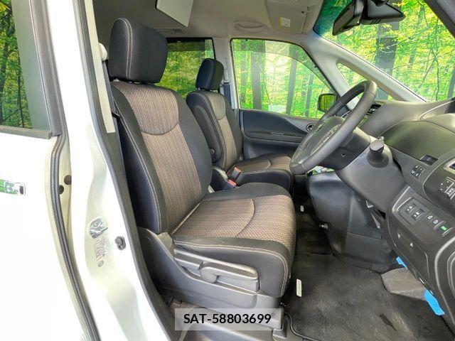 Nissan SERENA 2015-08 8368634-6