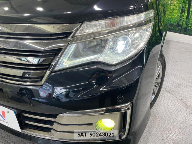 Nissan SERENA 2014-01 8368631-13