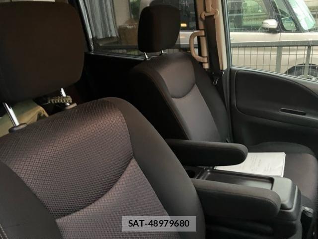 Nissan SERENA 2013-02 8368650-9