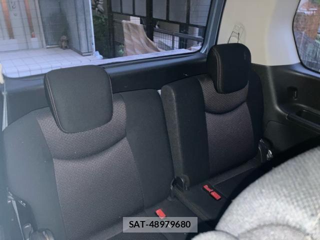 Nissan SERENA 2013-02 8368650-11