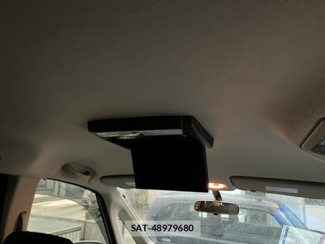 Nissan SERENA 2013-02 8368650-12