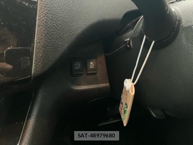 Nissan SERENA 2013-02 8368650-17