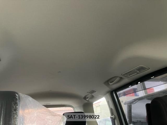 Nissan SERENA 2013-08 8368652-23