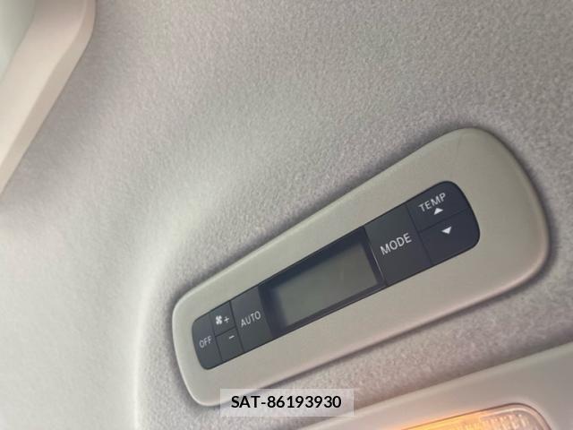 Nissan SERENA 2015-08 8368657-13