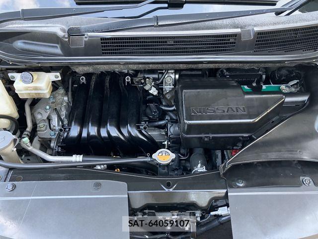 Nissan SERENA 2014-06 8368644-9