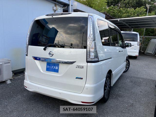 Nissan SERENA 2014-06 8368644-3