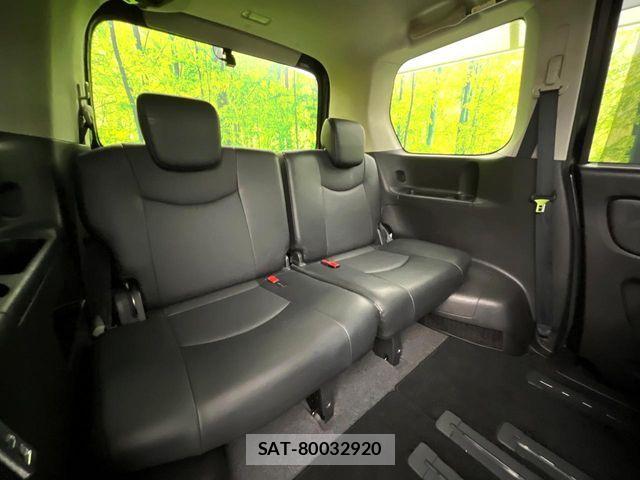Nissan SERENA 2016-05 8368629-8