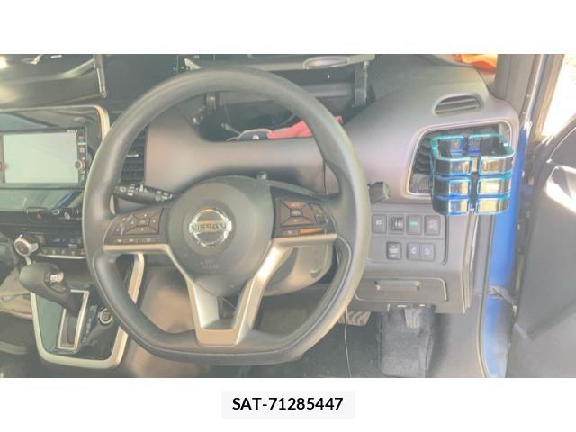 Nissan SERENA 2018-03 8368646-17
