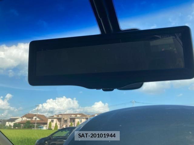 Nissan SERENA 2016-07 8368658-22