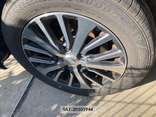 Nissan SERENA 2016-07 8368658-6