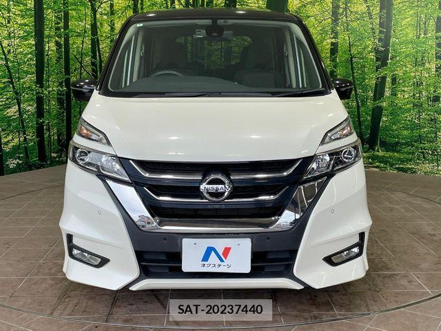 Nissan SERENA 2018-01 8368614-14