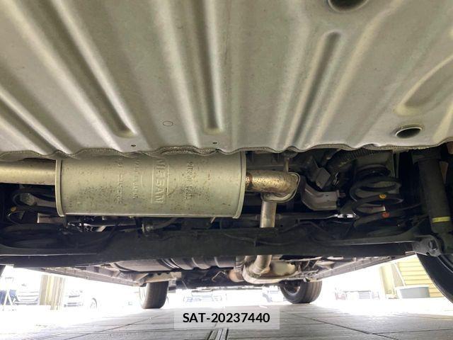 Nissan SERENA 2018-01 8368614-19