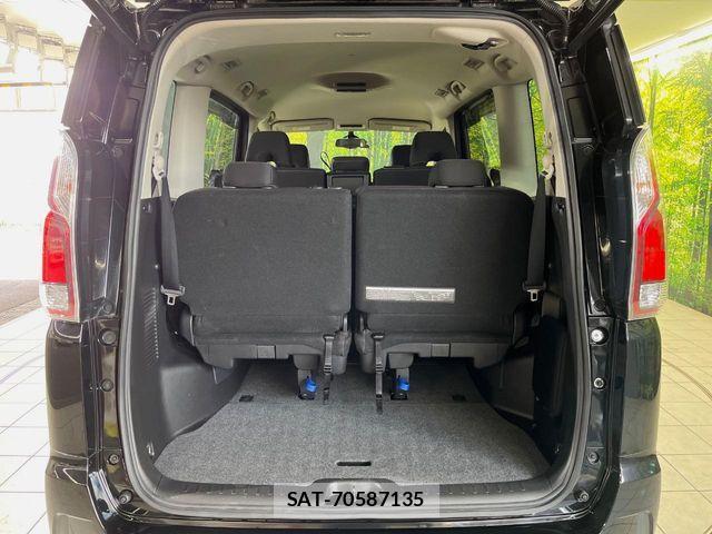 Nissan SERENA 2017-12 8368622-9