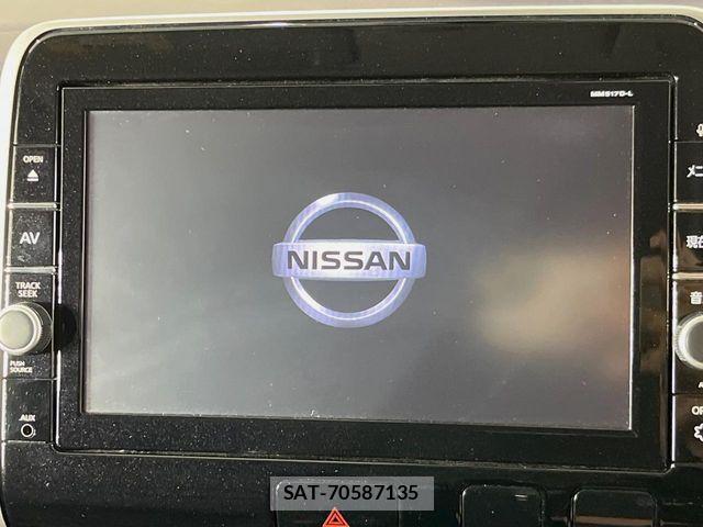 Nissan SERENA 2017-12 8368622-2