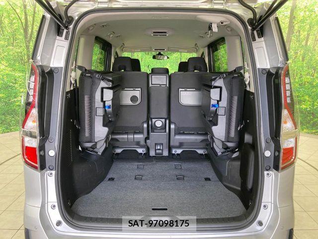 Nissan SERENA 2020-05 8368611-10