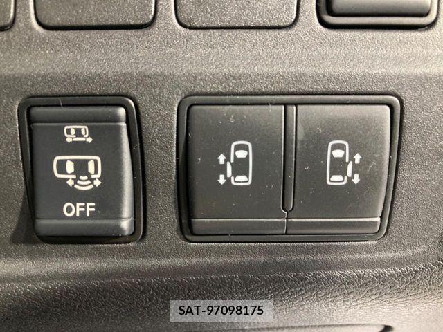 Nissan SERENA 2020-05 8368611-5