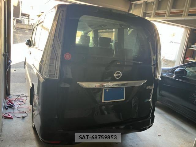 Nissan SERENA 2014-12 8368648-3