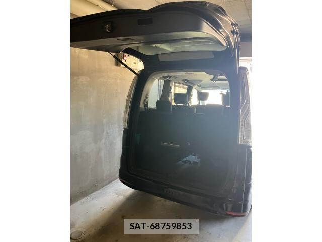 Nissan SERENA 2014-12 8368648-5