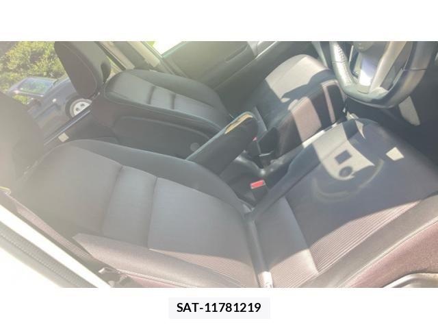 Nissan SERENA 2017-08 8368647-12