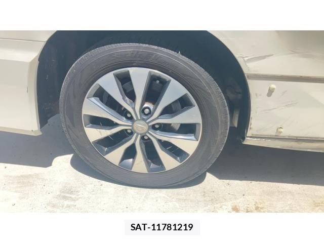 Nissan SERENA 2017-08 8368647-20