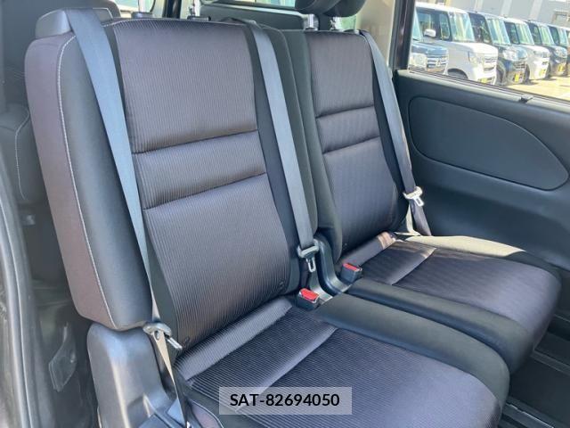 Nissan SERENA 2016-08 8368639-10
