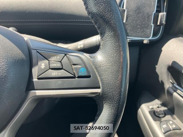 Nissan SERENA 2016-08 8368639-15