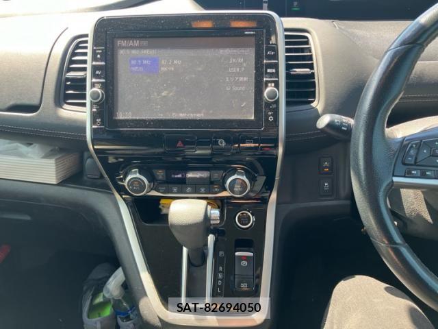 Nissan SERENA 2016-08 8368639-18