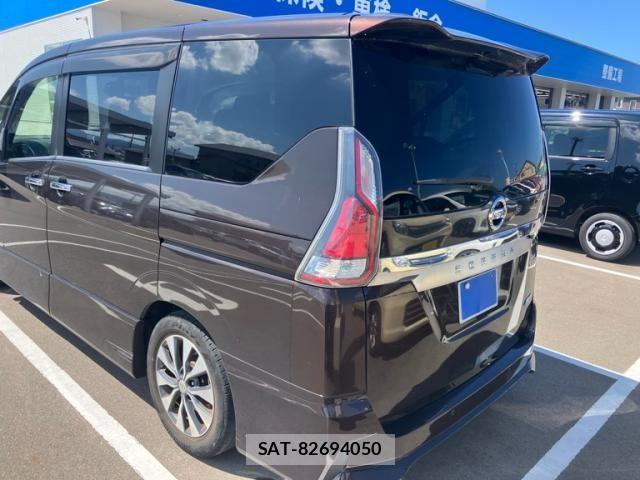 Nissan SERENA 2016-08 8368639-2