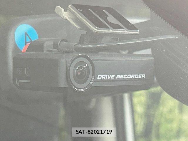Nissan SERENA 2018-04 8368627-6