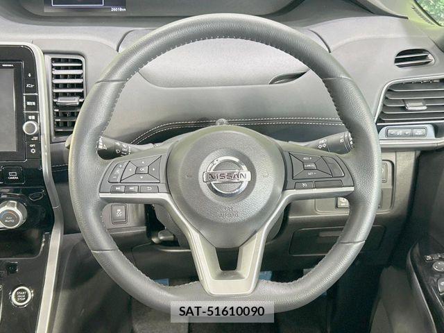 Nissan SERENA 2016-11 8368616-11