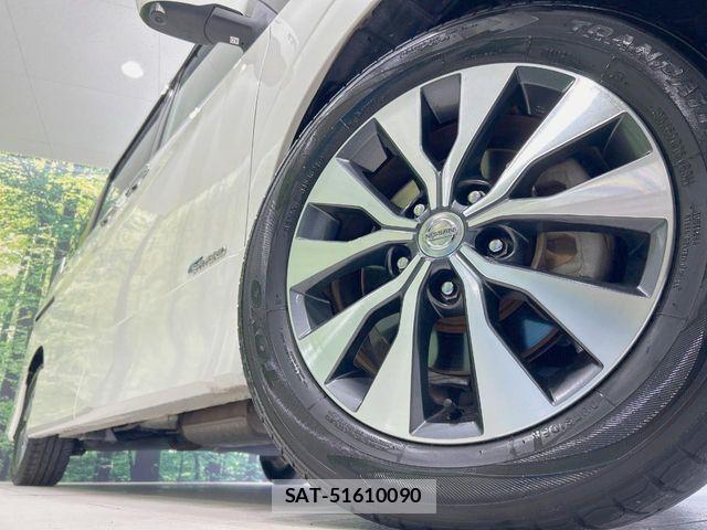 Nissan SERENA 2016-11 8368616-13