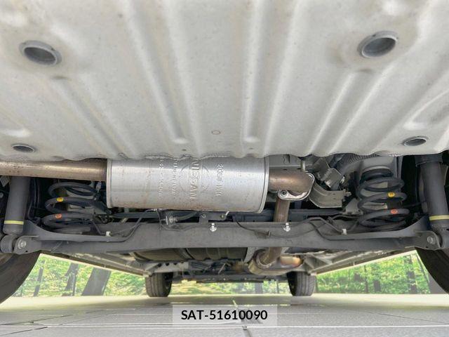 Nissan SERENA 2016-11 8368616-18