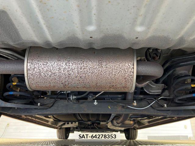 Nissan SERENA 2014-01 8368640-18