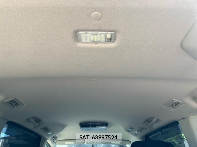 Nissan SERENA 2013-08 8368655-11