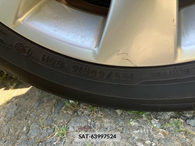 Nissan SERENA 2013-08 8368655-13