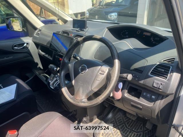 Nissan SERENA 2013-08 8368655-15