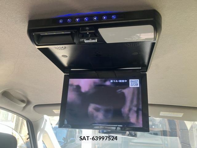 Nissan SERENA 2013-08 8368655-25