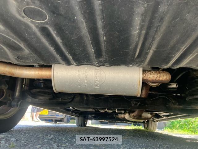 Nissan SERENA 2013-08 8368655-7