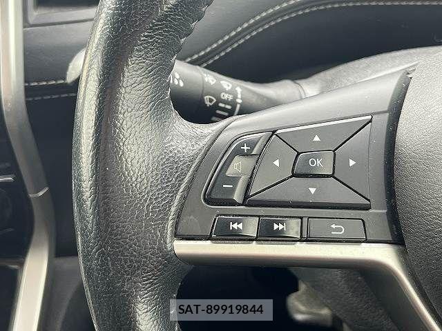 Nissan SERENA 2017-02 8372167-22