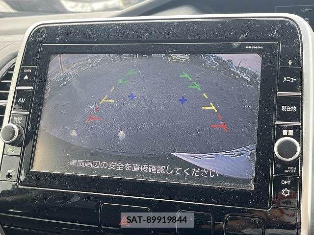 Nissan SERENA 2017-02 8372167-28