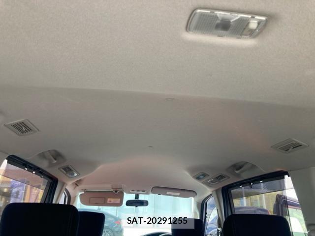 Nissan SERENA 2013-06 8372172-9