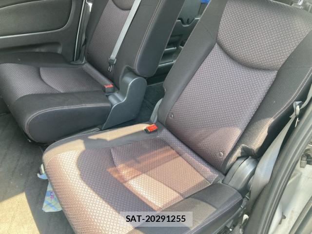 Nissan SERENA 2013-06 8372172-10