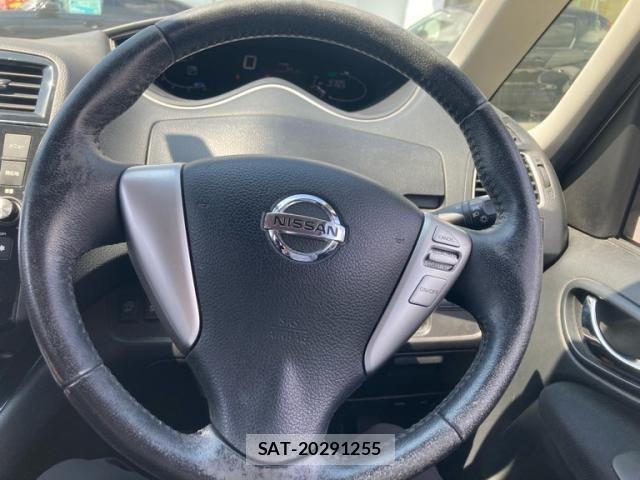 Nissan SERENA 2013-06 8372172-13