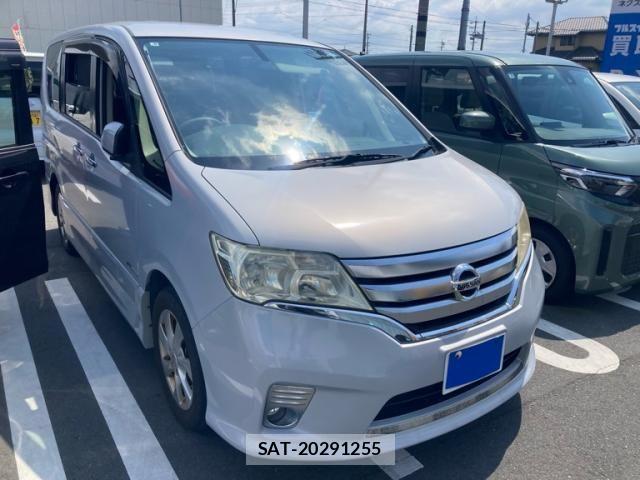 Nissan SERENA 2013-06 8372172-1