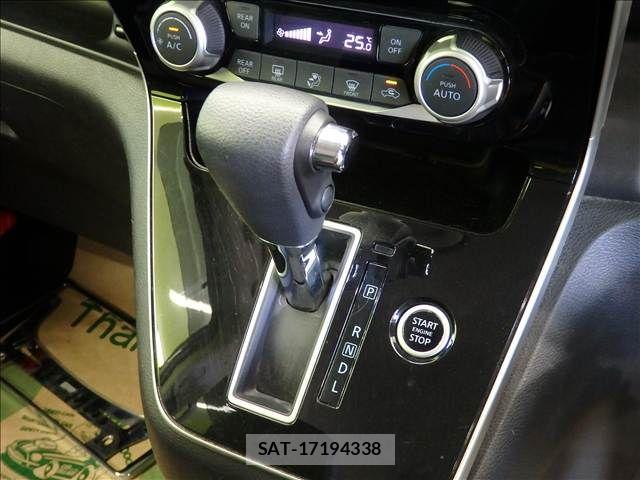 Nissan SERENA 2021-03 8372165-9